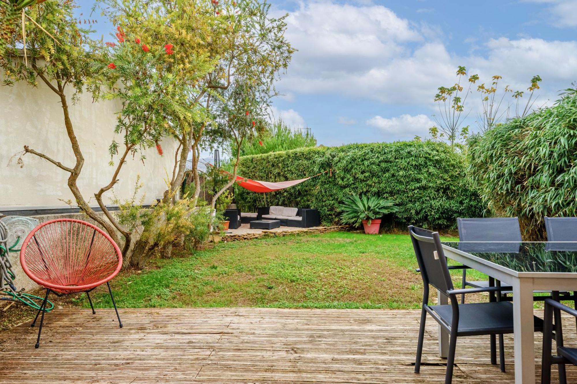 Maison Plain-Pied Aubagne Exterior photo